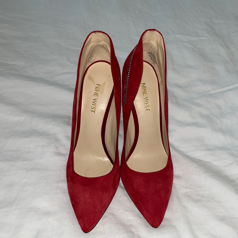 Nine West pump with 3” heel.